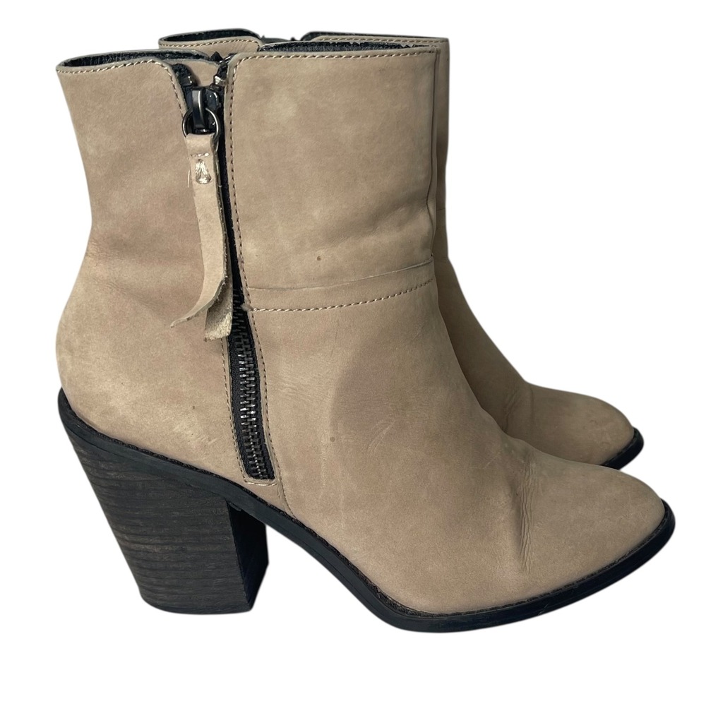 KDB Kelsi Dagger Brooklyn Women's Ankle Boots Block Heel Side‎ Zip Size 8